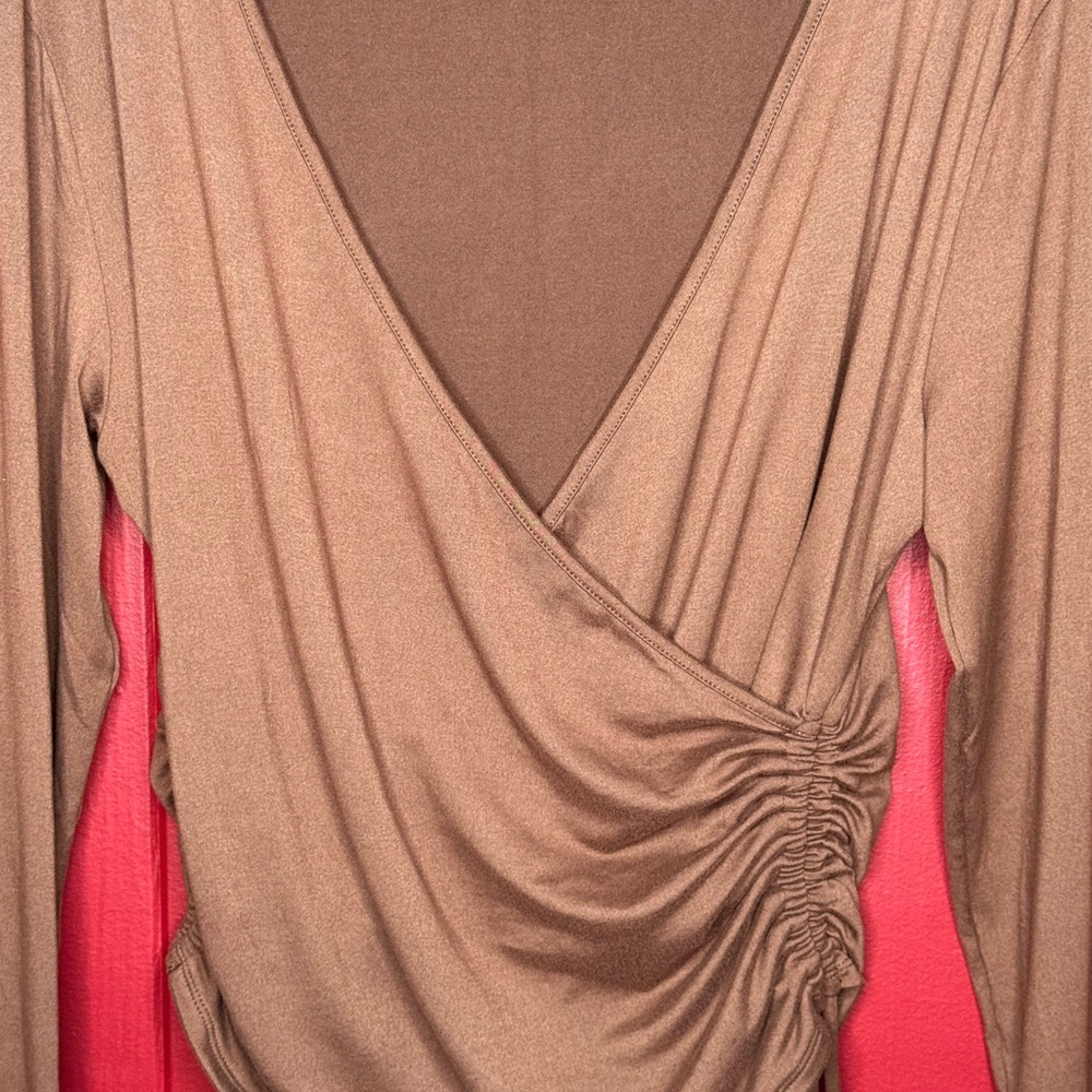 Brown Surplice Top 1XL Junior+ with Ruched Side - Picture 3 of 6